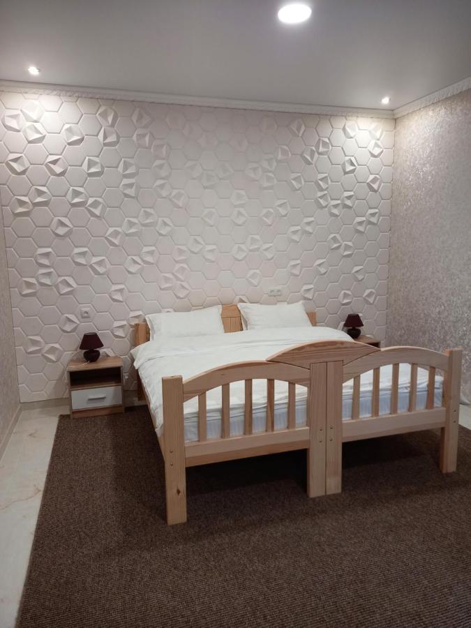 Готель River House Umanʼ Exterior foto