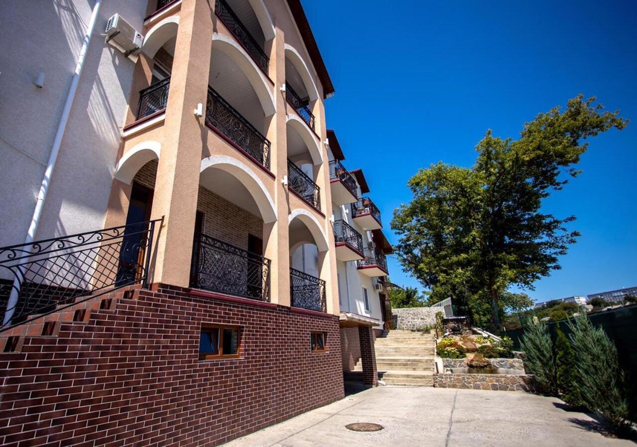 Готель River House Umanʼ Exterior foto